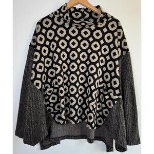Alembika Small Sweater Knit Tunic Black Beige Geometric Asymmetrical Israel Made